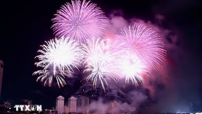 ダナン国際花火大会2025：ベトナムとポーランドの競争が爆発