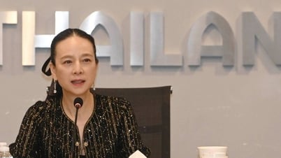 السيدة بانج تساعد اتحاد كرة القدم التايلاندي على "قلب الطاولة" على ديون سلفها