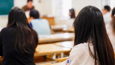 426 thí sinh vắng thi lớp 10 Hà Nội, 1 em bị đình chỉ vì mang điện thoại