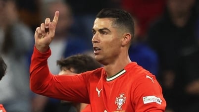 Vì vợ, Ronaldo mở cơ hội thi đấu cùng Messi tại MLS: CĐV phấn khích