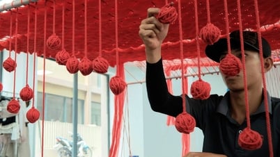 Chúng tôi sáng tạo dựa trên thiên nhiên, nhuộm vải từ thực vật, dệt vải từ vi khuẩn