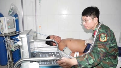Quân y đảo Trường Sa cấp cứu, phẫu thuật cắt ruột thừa kịp thời cho ngư dân