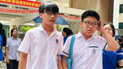 Kết thúc 'cuộc đua' tranh vé lớp 10 công lập Hà Nội, nhiều thí sinh và phụ huynh 'thở phào'