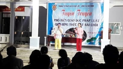 เจ้าของเพลงพื้นบ้านชาวบ๊ายชอย แคว้นกวาง