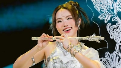 L'équipe de Bich Phuong a gagné gros dans "Em xinh", Phuong My Chi a chanté Quan Ho et a fait sensation.