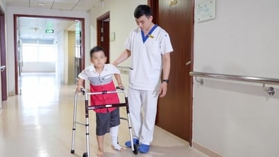 Vinmec lần đầu thay toàn bộ xương đùi cho bệnh nhi ung thư nhỏ tuổi