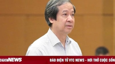 Bộ trưởng GD&ĐT lý giải việc cấm giáo viên dạy thêm học sinh chính khóa