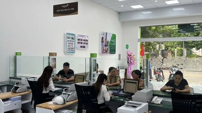 សាខាធនាគារ Vietcombank Yen Bai ដាក់ឱ្យដំណើរការការិយាល័យប្រតិបត្តិការ Van Yen