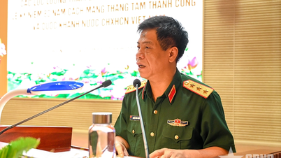 Le lieutenant-général Nguyen Van Nghia a présidé la réunion des forces participant au défilé.