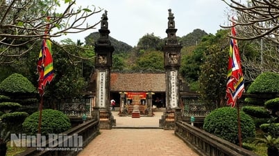 Ngày quê hương trở về bên nhau