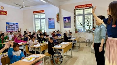 Cấp xã thành lập trường, quản lý dạy thêm, tổ chức thi giáo viên giỏi
