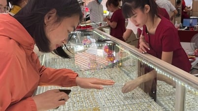 Giá vàng chiều nay 1/7/2025: Giá vàng trong nước và thế giới tăng mạnh lên gần 121 triệu đồng