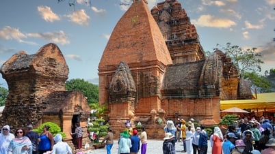 Tạo sức bật phát triển các loại hình du lịch văn hóa