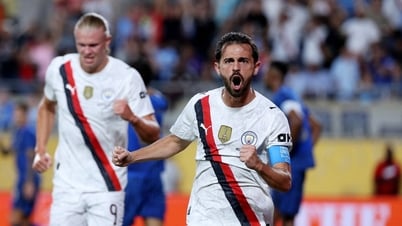 مانشستر سيتي - الهلال (نهاية الشوط الأول) 1-0: برناردو سيلفا يفتتح التسجيل، والهلال لم يسجل بعد