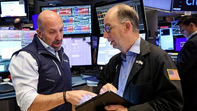 El S&P 500 y el Nasdaq alcanzan nuevos máximos ante la esperanza de un acuerdo comercial y recortes de impuestos con EE. UU.