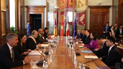 Phó Chủ tịch nước Võ Thị Ánh Xuân gặp Thị trưởng thành phố Roma Roberto Gualtieri