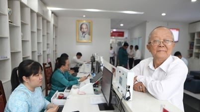Ho Chi Minh City: People are excited when new communes and wards come into operation.