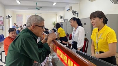 La poste vietnamienne mobilise 8 000 employés pour aider les comités populaires des communes à gérer les procédures administratives à partir du 1er juillet.