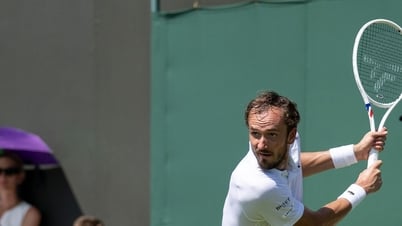 Daniil Medvedev thua sốc ngay tại vòng 1 Wimbledon 2025