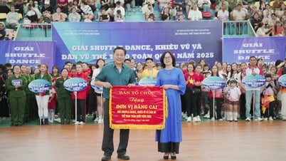 Nearly 1,000 athletes compete at the National Shuffle Dance, Dance and Folk Dance Sports Tournament