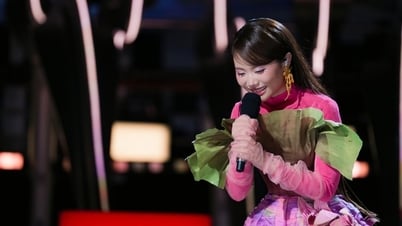 Vui, buồn cuộc chiến sân ngoại