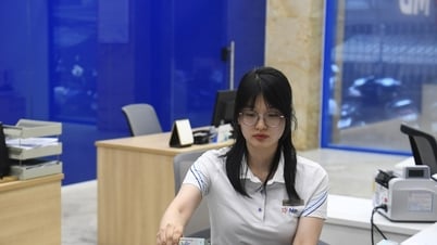 Lãi suất ngân hàng 10/7/2025: Nhà băng tặng thêm...