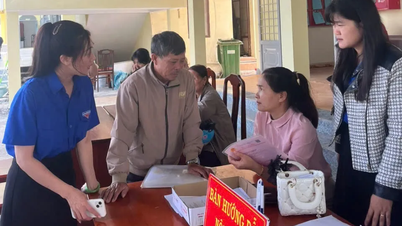 Lâm Đồng: Hơn 1.200 đoàn viên hỗ trợ người dân làm thủ tục hành chính