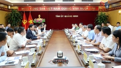La province de Quang Ninh accepte de signer une coopération stratégique avec le groupe FPT