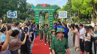 Lễ xuất quân Chương trình "Học kỳ trong quân đội" lần thứ 10 (đợt 2)  - Báo Cao Bằng điện tử