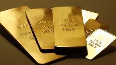 Giá vàng hôm nay 10/7: Phục hồi, lấy lại mốc 3.300 USD/ounce
