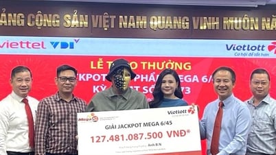 หนุ่มชาวโฮจิมินห์ซิตี้เผยความลับชุดตัวเลขประหลาดที่ชนะรางวัลเวียดล็อตกว่า 127 พันล้านดอง