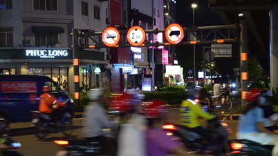 TP.HCM lắp biển báo giao thông phát sáng dễ nhận diện ban đêm