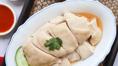Cơm gà Hải Nam không cần thêm nước xốt vẫn ngon, luyện tập tạo nên hoàn hảo