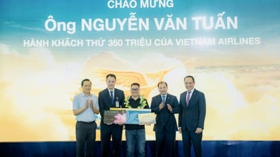 Vietnam Airlines đón hành khách thứ 350 triệu tại Huế