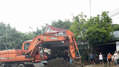 Sự cố hố sụt lún ven quốc lộ 12B ở xã Thượng Cốc đã được khắc phục
