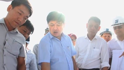 Đẩy nhanh tiến độ các dự án trên tinh thần "có mặt bằng tới đâu, thi công tới đó"