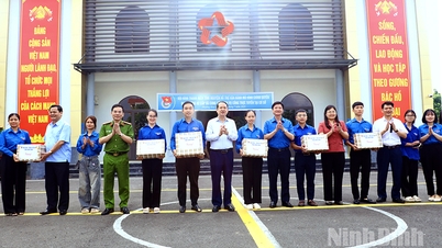 Ra quân đội hình thanh niên tình nguyện hỗ trợ vận hành mô hình chính quyền địa phương 2 cấp