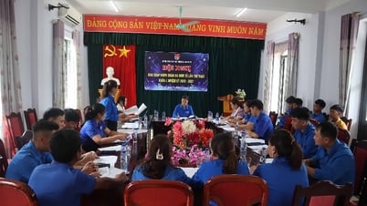 Hội nghị Ban Chấp hành Đoàn xã Bum Tở lần thứ nhất