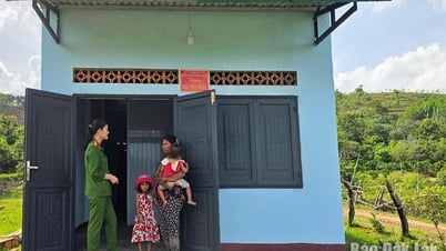 Xã Tân Tiến: Bàn giao 15 căn nhà tình nghĩa cho hộ nghèo, hộ cận nghèo