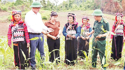 Chung tay xây dựng khu dân cư biên giới kiểu mẫu