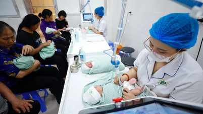 Bộ Y tế đề xuất nhiều chính sách ưu đãi hỗ trợ việc sinh con