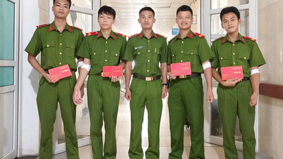 4 chiến sỹ công an kịp thời hiến máu cứu người