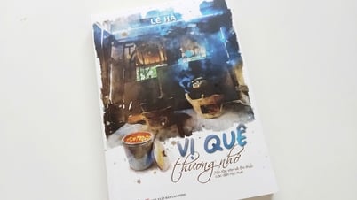Nhớ thịt gà bóp, tré Huế chua cay, hũ mắm thính của ngoại và mạ