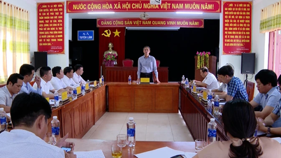 Phó Bí thư Tỉnh ủy, Chủ tịch HĐND tỉnh Nguyễn Đăng Quang kiểm tra tình hình hoạt động của xã Tuyên Lâm