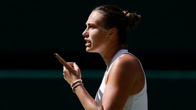 Sabalenka 'nổi điên' vì hành vi ăn mừng thiếu tôn trọng của Anisimova ở bán kết Wimbledon