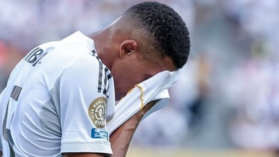 Real Madrid thua thảm PSG: Xabi Alonso trước sự thật phũ phàng