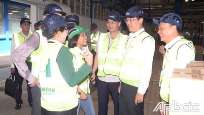 Bí thư Tỉnh ủy và Chủ tịch UBND tỉnh Đồng Tháp thăm, làm việc với các doanh nghiệp