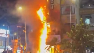 TP Hồ Chí Minh: Dập tắt kịp thời đám cháy tại quán ăn nhanh