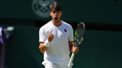 Carlos Alcaraz vào chung kết Wimbledon lần thứ ba liên tiếp: Kỷ lục nối tiếp kỷ lục