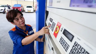 Giá xăng dầu hôm nay 12/7: Bật tăng mạnh